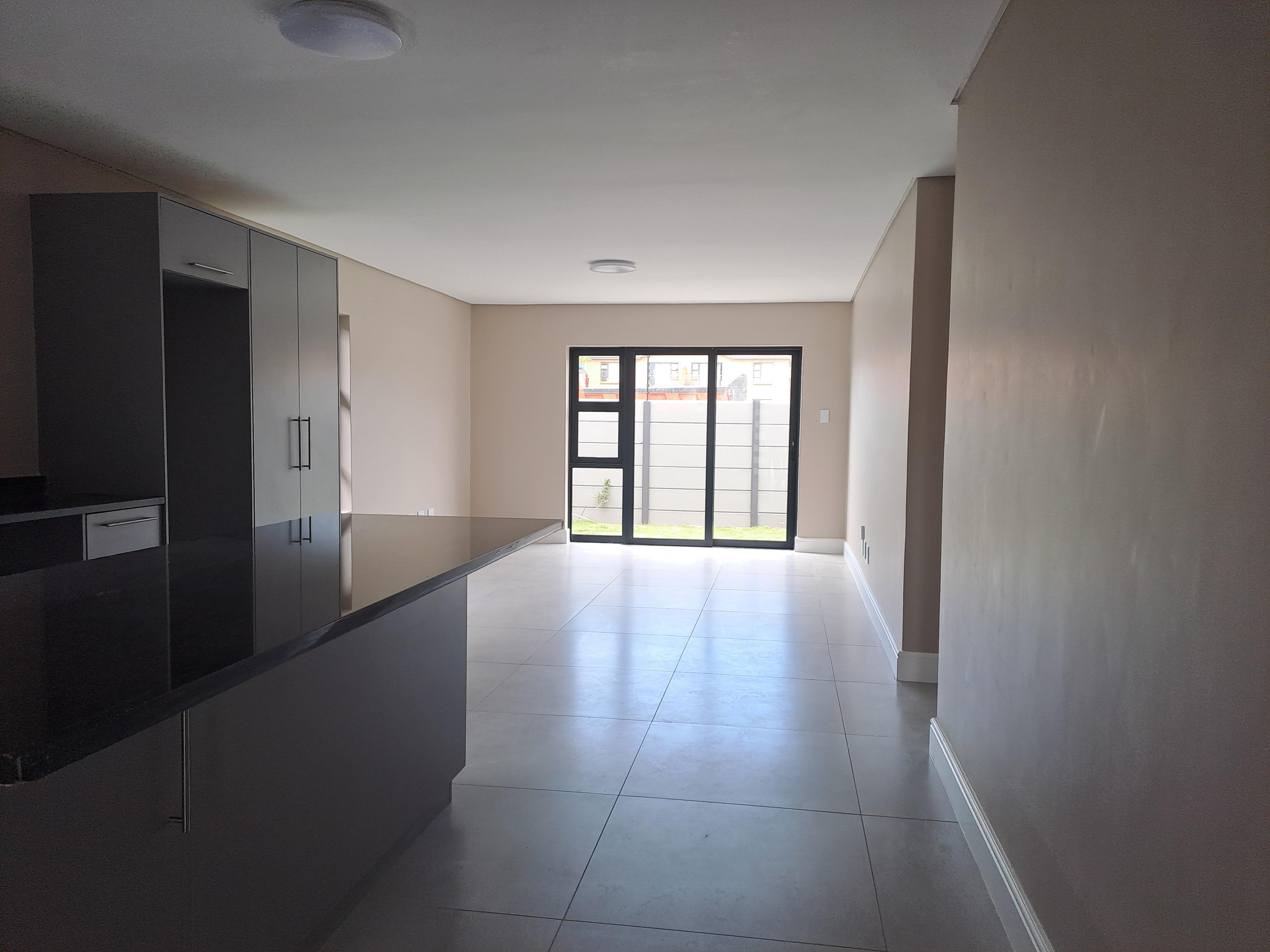 3 Bedroom Property for Sale in Sea Breeze Western Cape